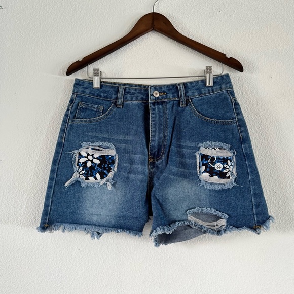 Floral Patchwork Raw Hem Denim Shorts Medium Boho Festival Edgy High Waist - Picture 12 of 12